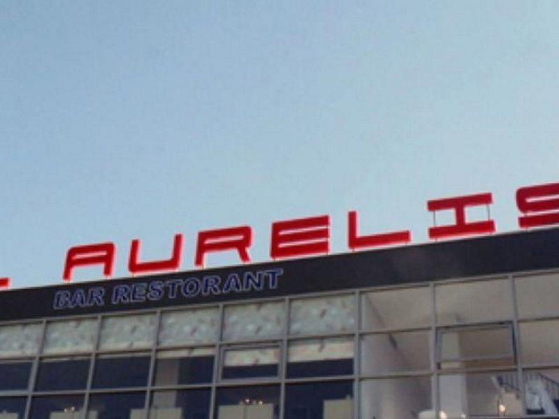 Aurelis Hotel Bërxull Exterior foto